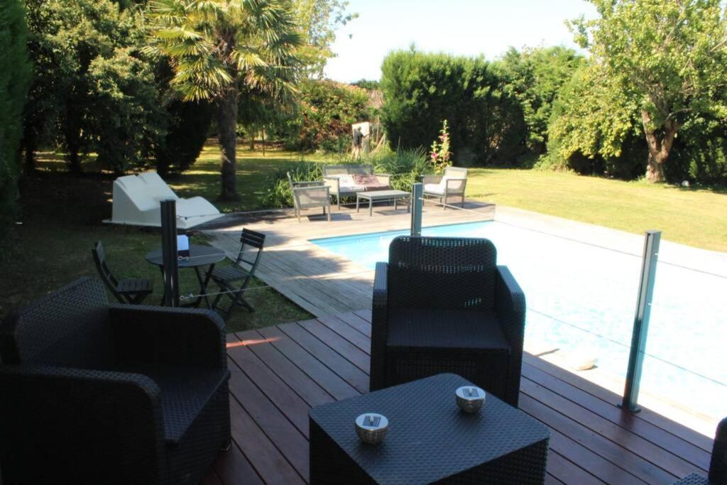 Entre Piscine Et Mer Tonnay-Charente Luaran gambar